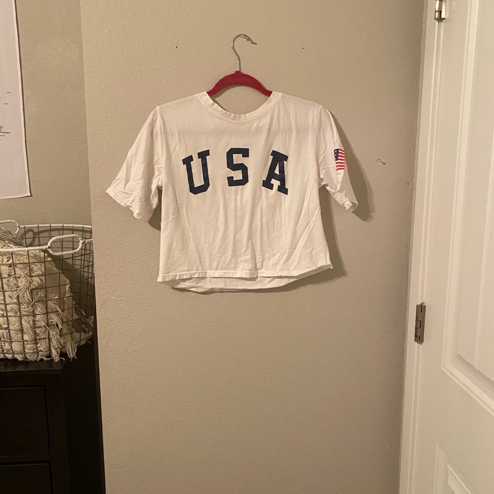 Women’s Cropped Shirt